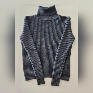 EUC Vintage Women's United Colors Of Benetton Made In Italy Long Sleeve.
